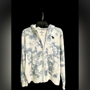 Abercrombie & Fitch Kids Blue and White Hoodie kids
15/16 ( large kids)